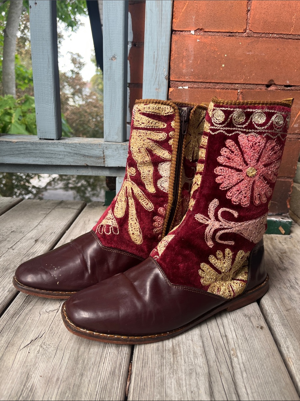 60s EMBROIDERED Ankle BOOTS / Floral Velvet & Leather Booties